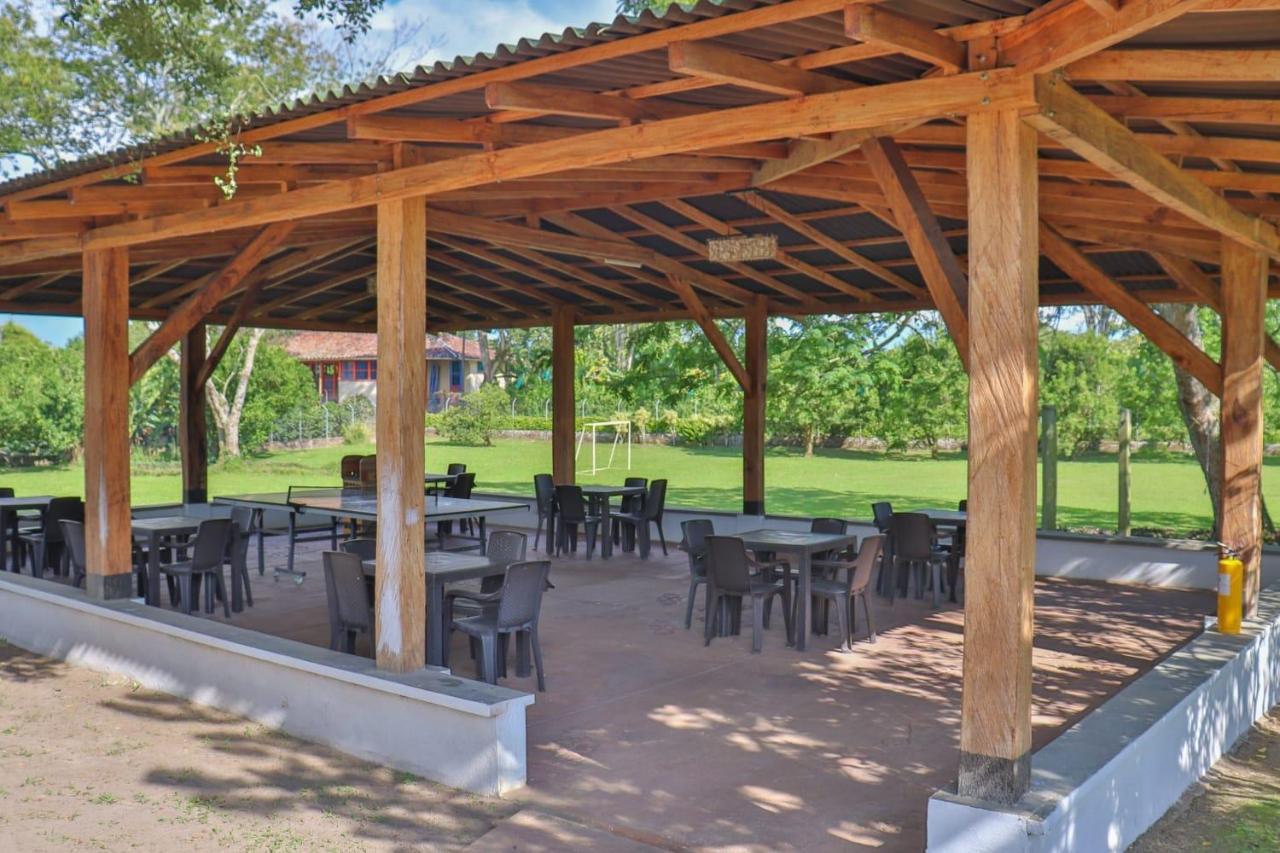 Hotel La Coqueta Montenegro Bagian luar foto