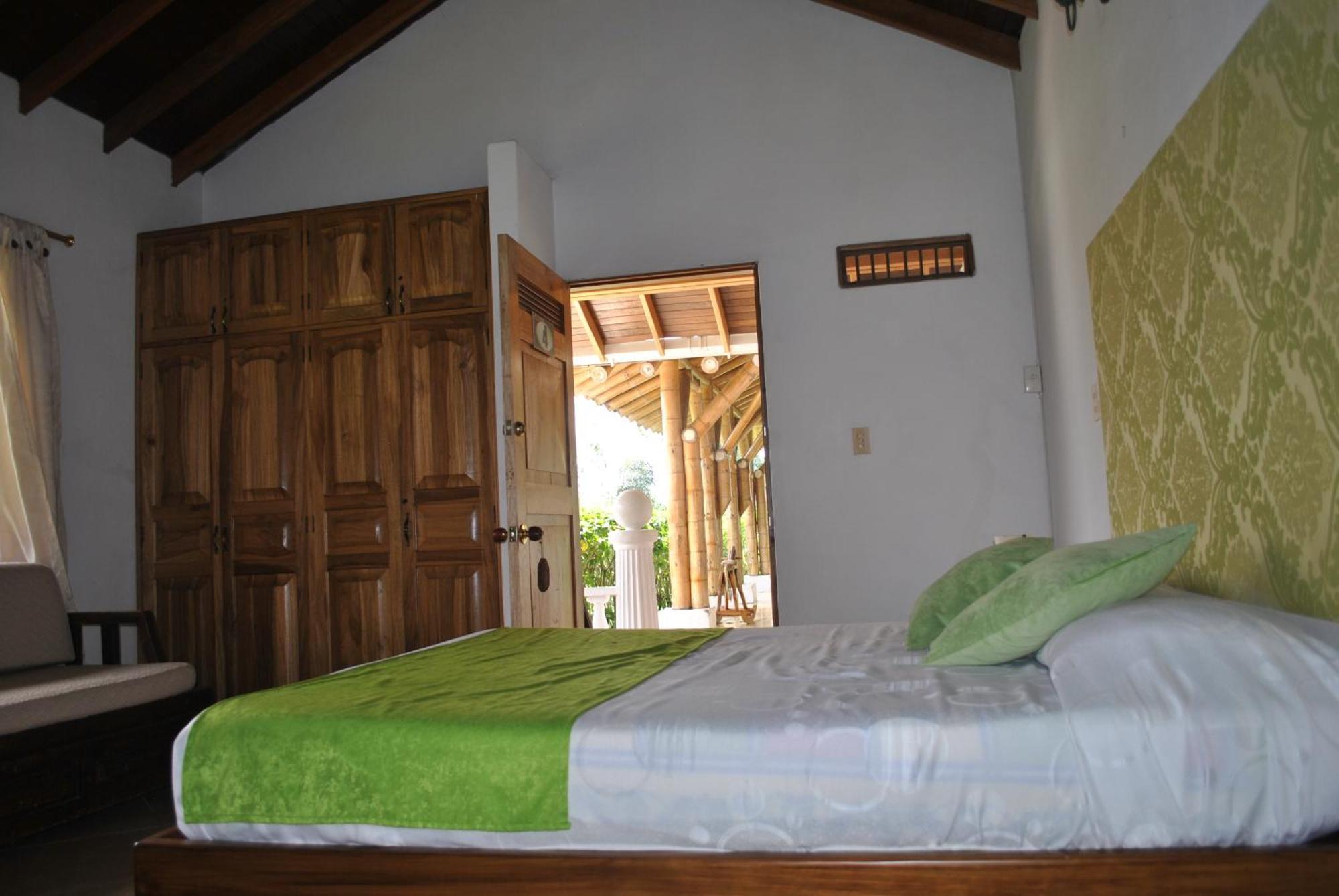 Hotel La Coqueta Montenegro Bagian luar foto